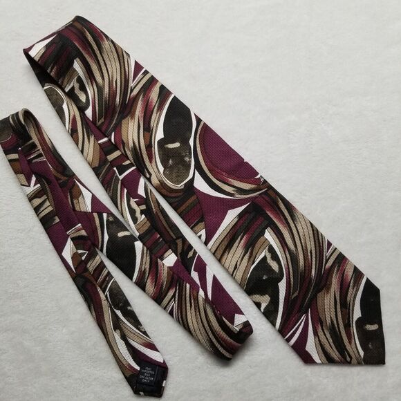 Cezani Mens Tie Necktie Imported Silk Abstract Swirl Burgundy Beige - Picture 5 of 8